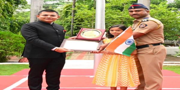 अमरावती जिल्हाधिकारी कार्यालयात स्वातंत्र्यदिन उत्साहात