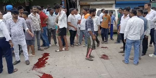 हिंगणघाटमध्ये ट्रॅव्हल्सच्या धडकेत तीन मुलींचा मृत्यू