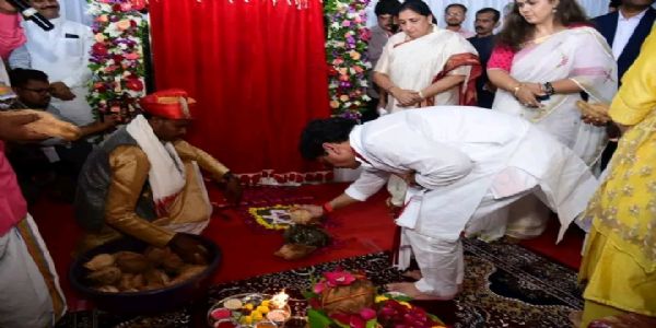 परळी ते बारामती ही विकासाची देवाण घेवाण निरंतर सुरू - आ. धनंजय मुंडे