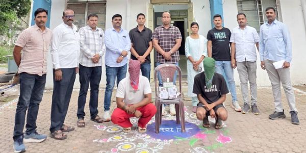 लातुरात बेकायदेशीर औषध विक्रीचा पर्दाफाश; १३ इंजेक्शनसह दोघांना अटक