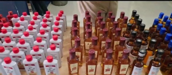 पोलीस कारवाई
