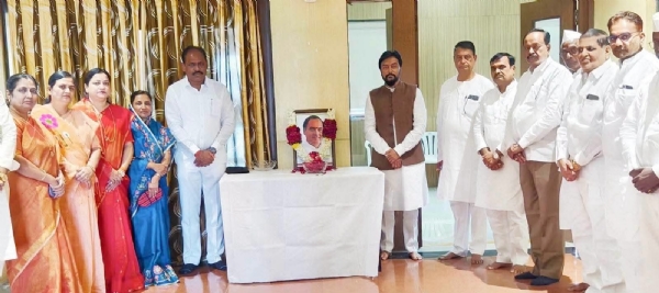 राजीव गांधी