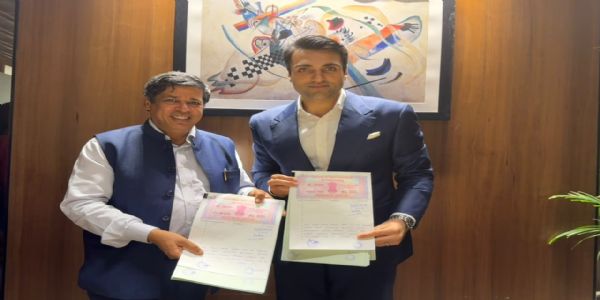 ऑयस्टर रिन्यूएबल आणि कच्छ केमिकल्समध्ये हायब्रिड अक्षय ऊर्जा प्रकल्पासाठी करार