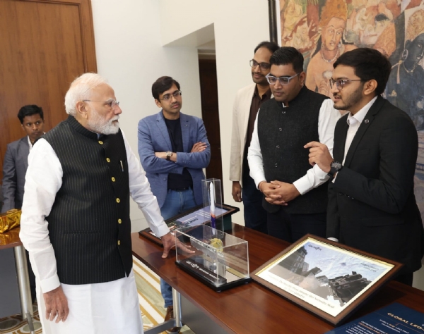 PM MODI interacts CEOs founders space startups