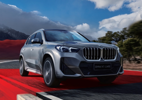 BMW India Launches BMW X1 LWB