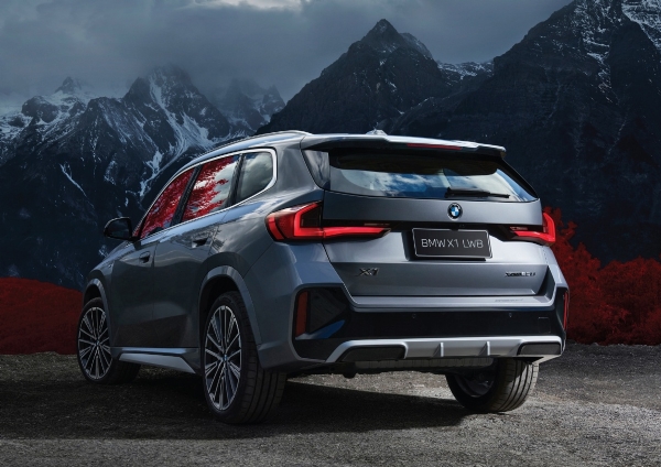 BMW India Launches BMW X1 LWB