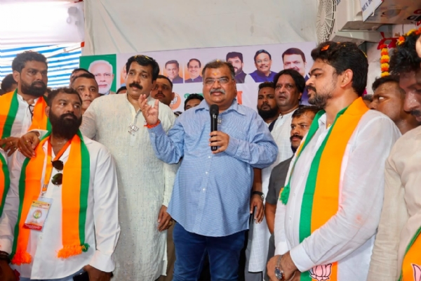 रविंद्र चव्हाण रविंद्र चव्हाण