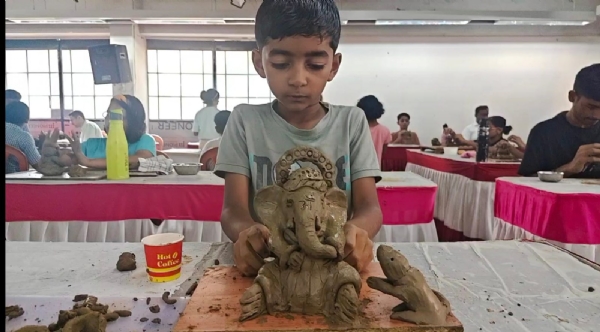 शाडू मातीपासून पर्यावरणपूरक गणेशमूर्ती निर्मिती कार्यशाळा