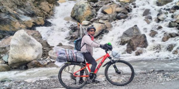 दापोलीच्या सायकलपटूची मनाली ते लेह लडाख सायकल मोहीम पूर्ण