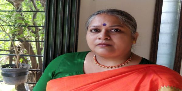 ‘द्विधा’मध्ये रेणुका दफ्तरदार दिसणार एका वेगळ्या रूपात