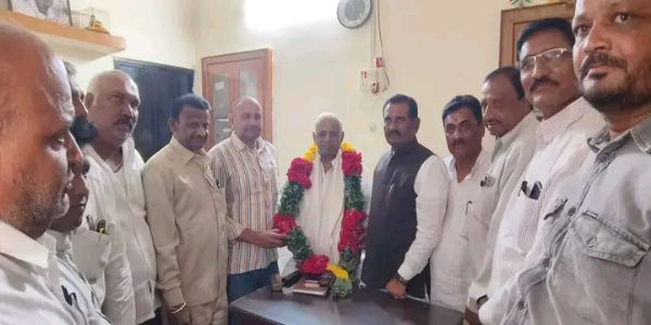 माजी आ. ईश्वर राव भोसीकर यांना समाजभूषण पुरस्कार