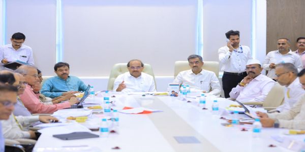 मराठा समाजाच्या मागण्यांसंदर्भात शासन सकारात्मक - मंत्री राधाकृष्ण विखे पाटील