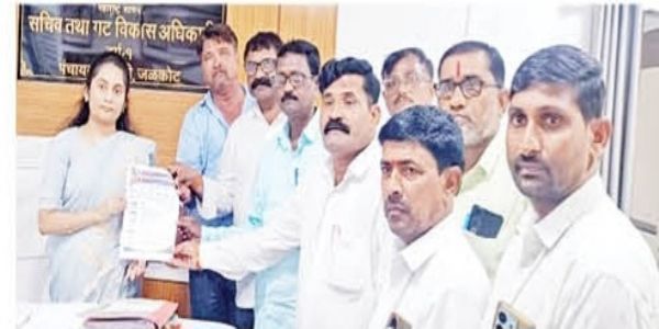 लातूर - शिक्षकांना एफएसएसएआय नोंदणीच्या जबाबदारीतून मुक्त करण्याची मागणी