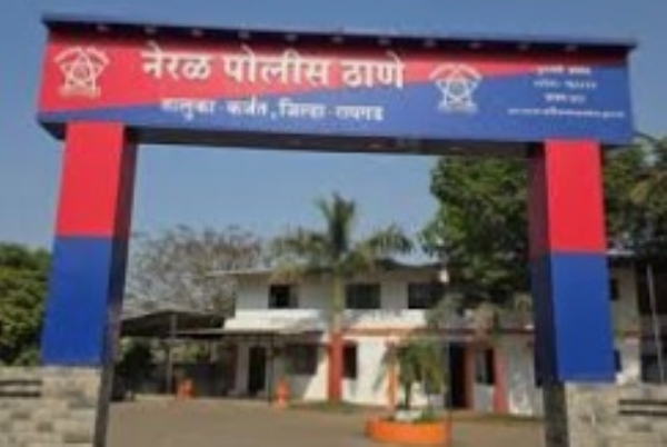 Locks-broken-373-lakh-stole