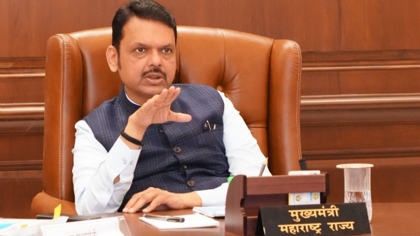 मुख्यमंत्री फडणवीस मुख्यमंत्री फडणवीस