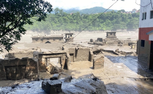 नेपाळमधील पुरामुळे १२ जलविद्युत प्रकल्प पूर्णपणे बंद