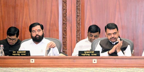 औंढा नागनाथ मंदिरावरील शिल्पकला नैसर्गिक रंगसंगतीत साकारावी - मुख्यमंत्री