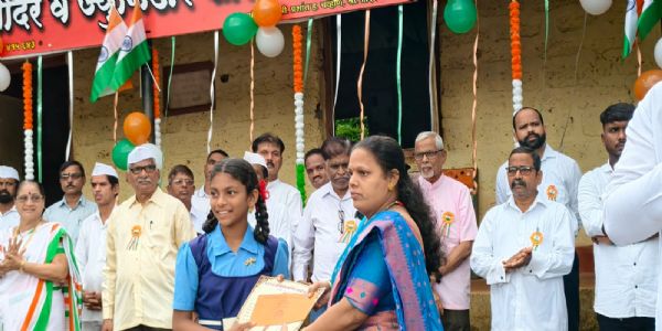 रत्नागिरी : ओझर, वाटूळ येथे विद्यार्थ्यांच्या वक्तृत्व स्पर्धा उत्साहात