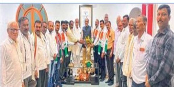 यवतमाळातील वकील संघाच्या पदाधिकाऱ्यांचा काँग्रेसमध्ये प्रवेश