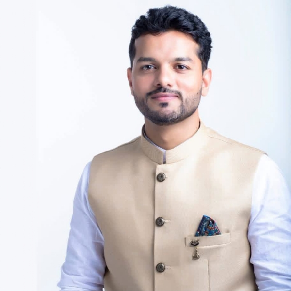 अजित कव्हेकर अजित कव्हेकर