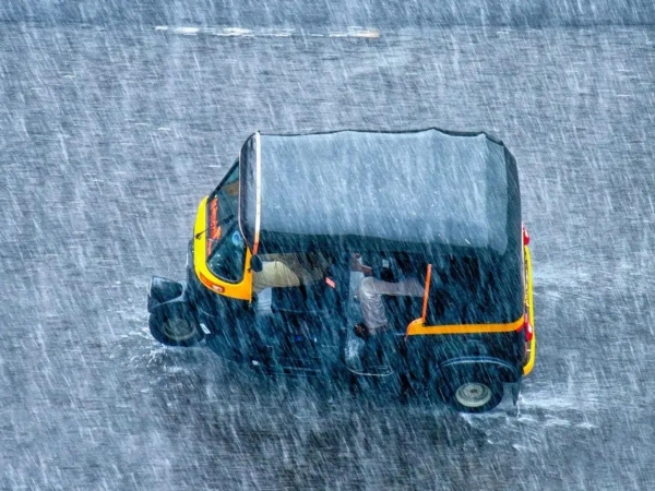 आठ तालुक्यातील ५७ हजार हेक्टरवरील पिकांचे नुकसान ४० महसूल मंडळात अतिवृष्टीची नोंद, शेतकरी पुन्हा संकटात, पंचनाम्याचे आदेश