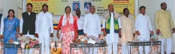 ‘आदिवासी’ म्हणून जनगणनेत धर्माची नोंद करावी गीताश्री उराव : आदिवासी धर्म चिंतन परिषदेत एल्गार
