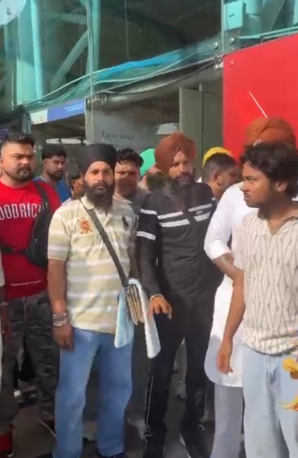 Amritsar airport SpiceJet flight