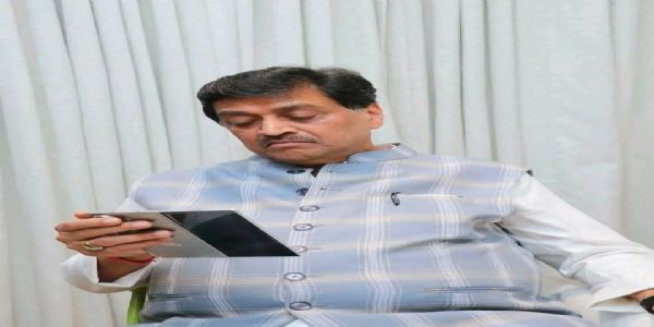 दोन्ही समाजांनी संघर्षाचा मार्ग टाळून चर्चेतून तोडगा काढावा - अशोक चव्हाण