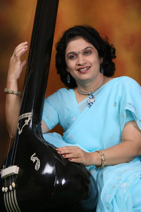 कविता गाडगीळ