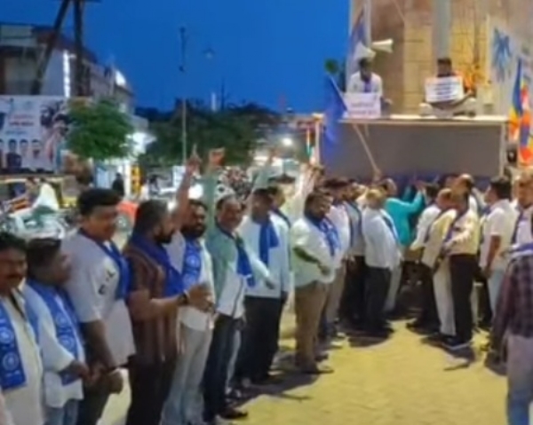जनजागृती व्हॅनचे उद्घाटन जनजागृती व्हॅनचे उद्घाटन