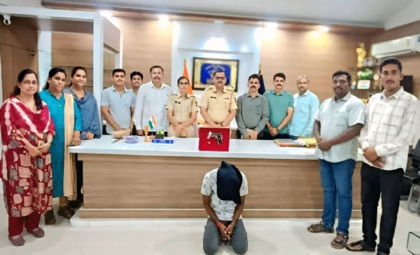 पोलीस कारवाई पोलीस कारवाई