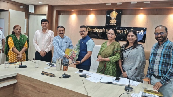 गंगाखेड उपविभागाची ऐतिहासिक कामगिरी; एसआयआर मोहिमेत जिल्ह्यात सर्वप्रथम १०० टक्के उद्दिष्ट पूर्ण गंगाखेड उपविभागाची ऐतिहासिक कामगिरी; एसआयआर मोहिमेत जिल्ह्यात सर्वप्रथम १०० टक्के उद्दिष्ट पूर्ण