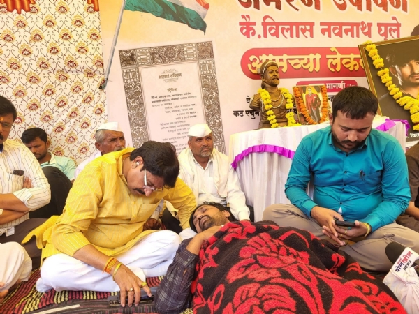 रमेश घुले