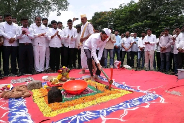 अ अ
