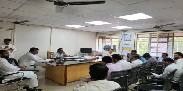 संत एकनाथ महाराज संस्थानच्या विकासकामांना गती देण्याच्या सूचना