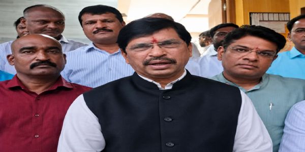 भरत गोगावले १५ ऑगस्टपूर्वी रायगडचे पालकमंत्री होणार; आमदार महेंद्र थोरवेंचा दावा