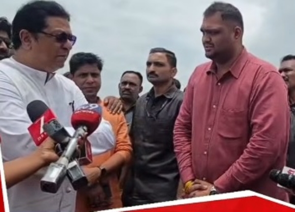 Raj-Thackeray-inaugurates-MNS-