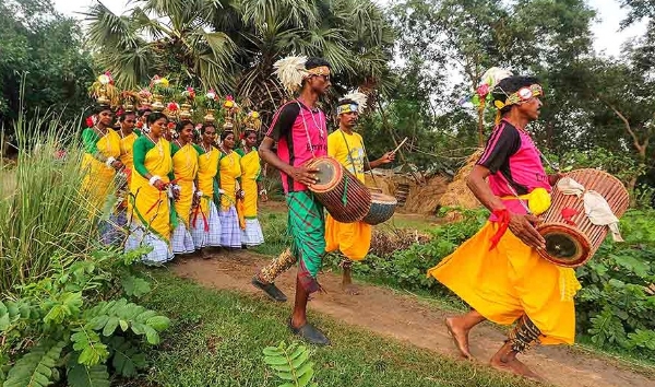 मूल निवासी आदिवासी