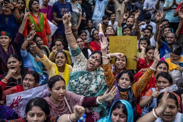 बांगलादेशात जन्माष्टमीची सरकारी सुट्टी रद्द; हिंदू समाजात संताप