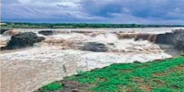 पर्यटकांना साद घालतोय निसर्गरम्य पैनगंगा अभयारण्य