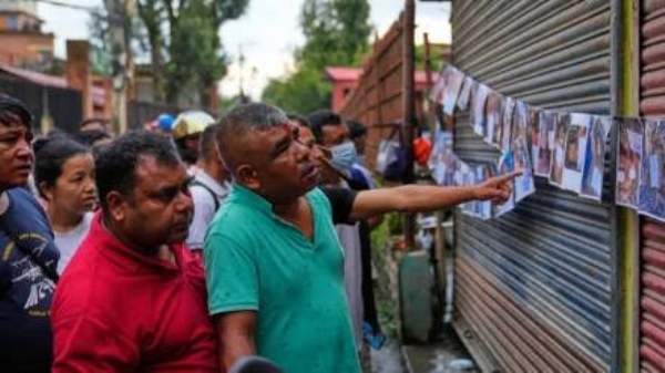 नेपाळच्या बेपत्ता भारतीयांच्या शोधासाठी भारतीय दूतावास सक्रिय; मृतदेहांची छायाचित्रे प्रसिद्ध नेपाळच्या बेपत्ता भारतीयांच्या शोधासाठी भारतीय दूतावास सक्रिय; मृतदेहांची छायाचित्रे प्रसिद्ध