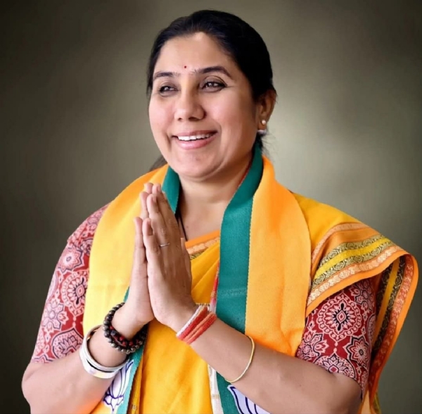अखिल भारतीय स्थानिक स्वराज्य संस्थेच्या संचालकपदी डॉ.अर्चना अडसड-रोठे यांची अविरोध निवड