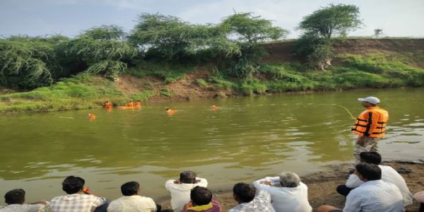 पूर्णा नदीत पोहण्यासाठी गेलेल्या १७ वर्षीय तरुणाचा बुडून मृत्यू