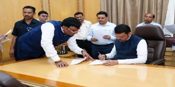 मुख्यमंत्र्यांसोबत मराठवाड्यात निर्माण झालेल्या गंभीर दुष्काळी परिस्थितीबाबत सविस्तर चर्चा