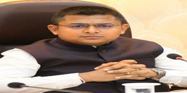 जिल्हा बँकेने जाचक अटी रद्द करून तातडीने पीककर्ज वाटप करावे - अमरावती जिल्हाधिकारी
