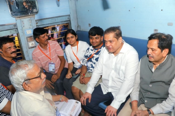 अमित साटम अमित साटम