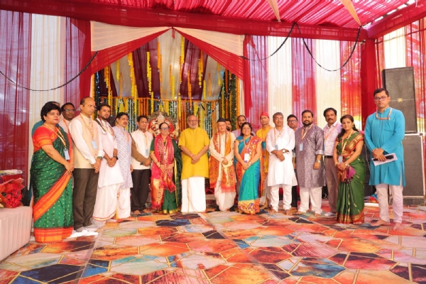 महाराष्ट्र सदन गणराय आगमन मान्यवर