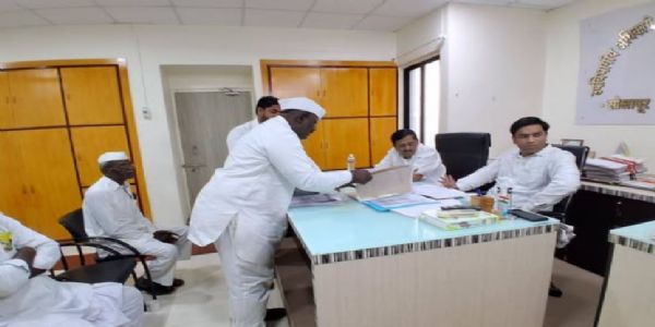 कंदलगावच्या स्मशानभूमी आणि गायरान जमिनीवरील अतिक्रमणाचा प्रश्न ऐरणीवर