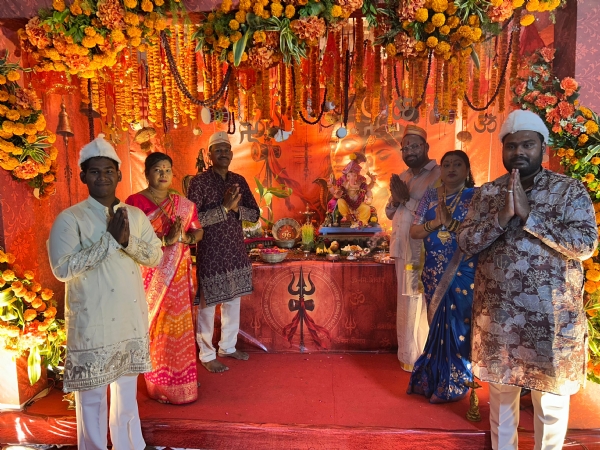 चंद्रपूर : राजमाता निवासस्थानी गणरायाचे आगमन, ९६ वर्षांची परंपरा आजही अखंड..