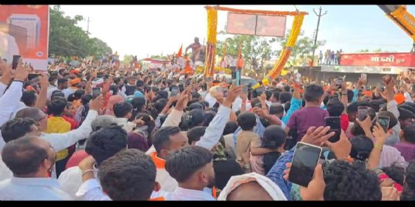 जरांगे पाटलांच्या स्वागतासाठी गेवराईत जनसागर!
